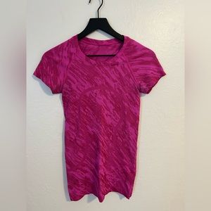 Lululemon swiftly tech short sleeve pow pink and ripened raspberry
